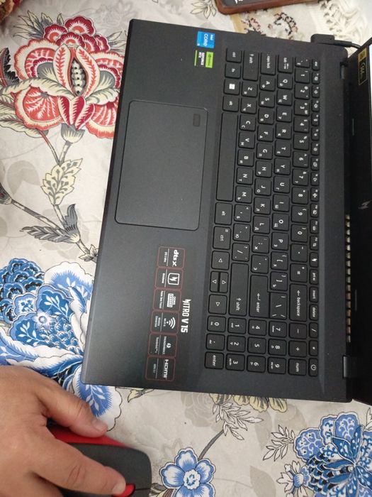 Игравой ноутбук nitro V 15 2 года б/у использовали только в работе