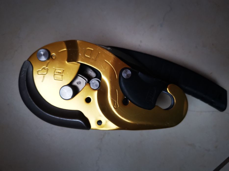 Coborator alpinism  autofranare Petzl