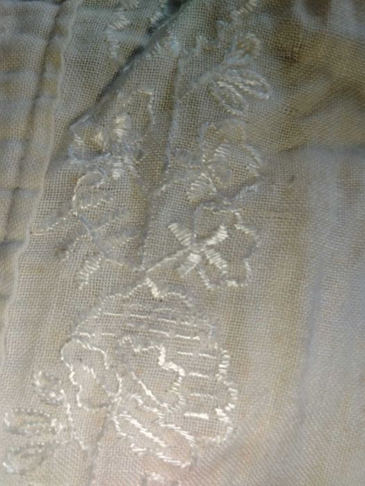 Poale vechi autentice Banat (zona Lugoj) – bumbac țesut în casă, broderie în alb