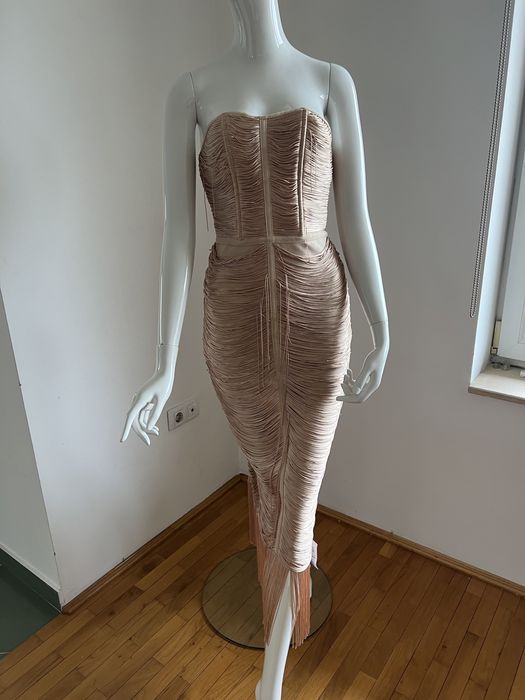 Rochie asos bandage cu franjuri roz de ocazie