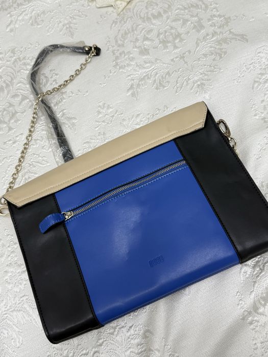 Новый кожаный клатч с ремнем