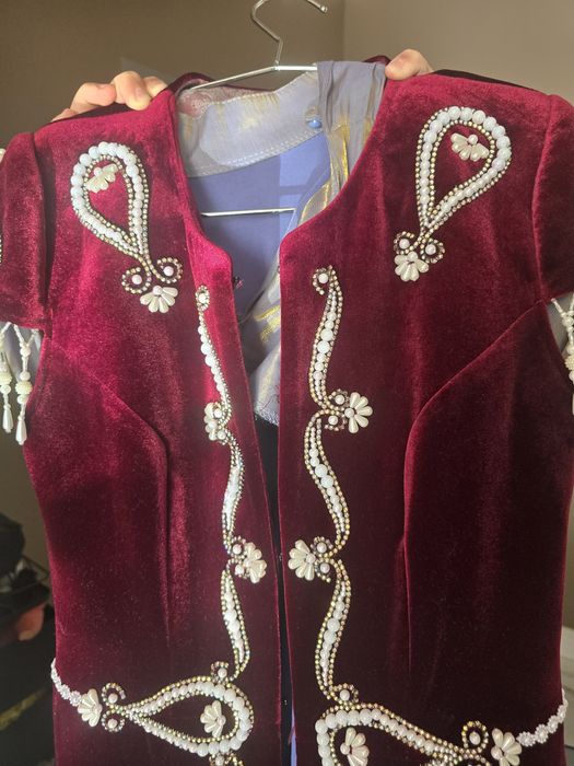 Национальная одежда кажекей шапан