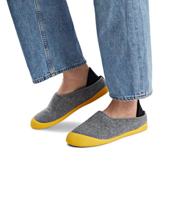 Ходете с комфорт,стил и качество. С чисто нови вълнени обувки Mahabis.