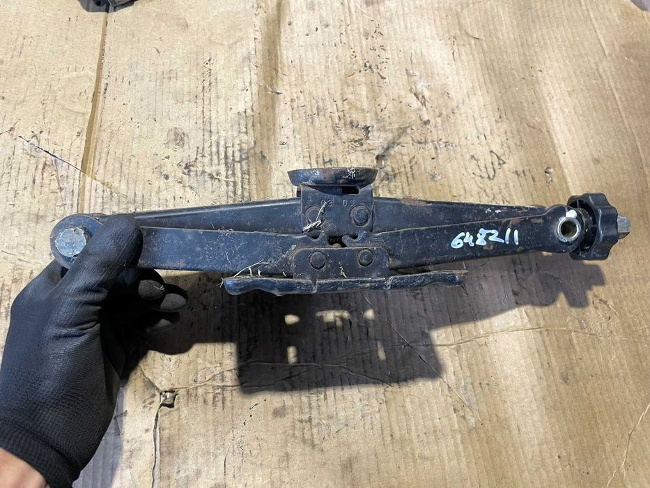 Авто Крик Авариен Крик Mercedes A B Class