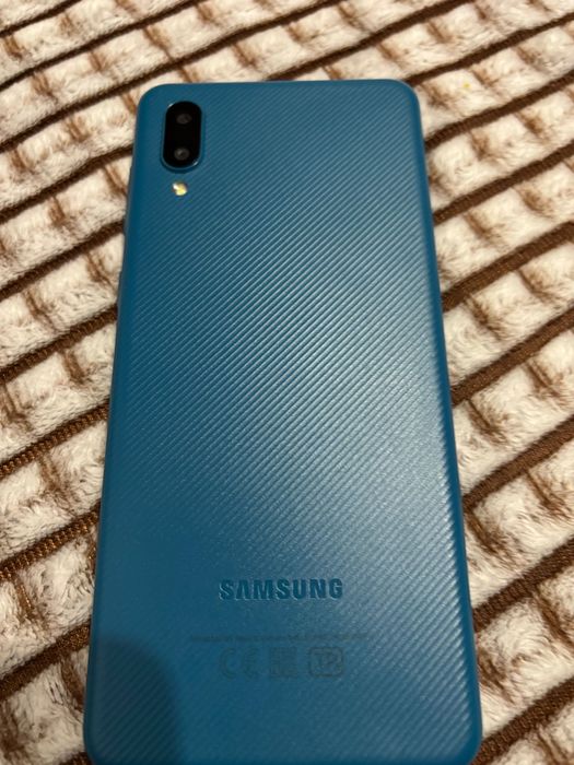 Galaxy A02 телефон