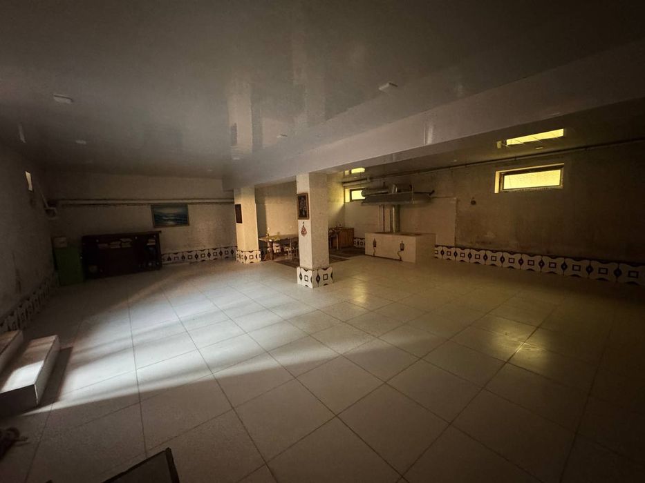 Сдаётся в аренду Таунхаус 4 комнаты в центре города.Агентство