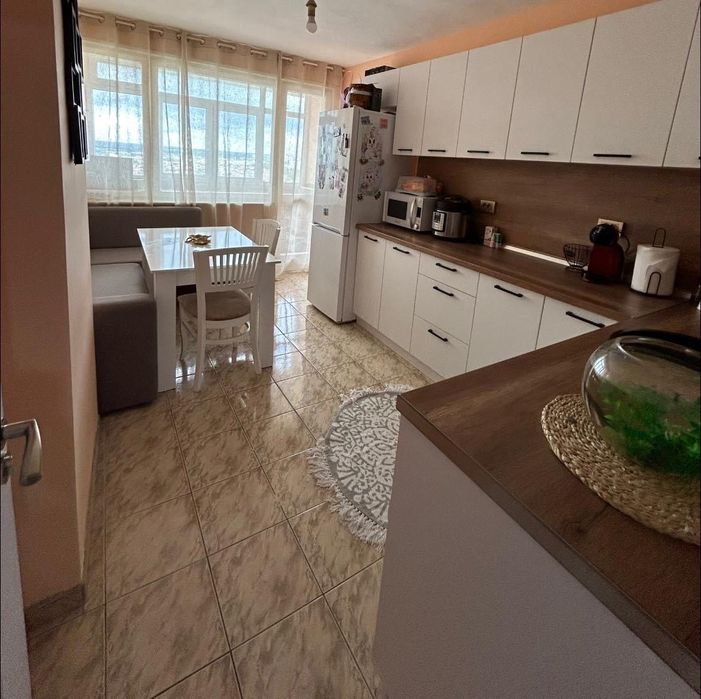 Продава се Двустаен апартамент в Добрич, Дружба 1 - 70 кв.м за 948 €/кв.м - Снимка #10