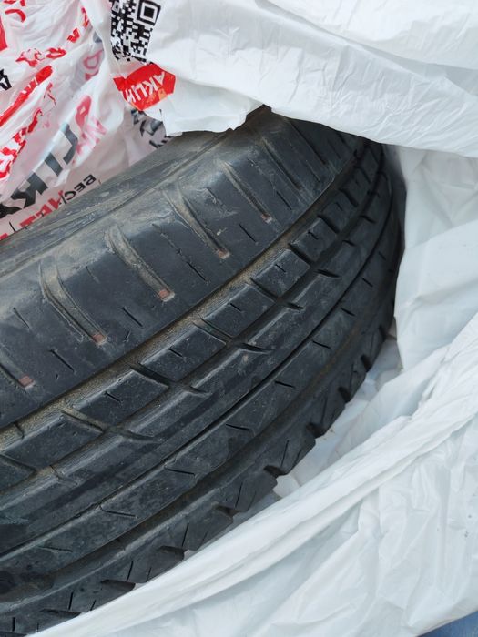 Продам шины б/у  195/65R15