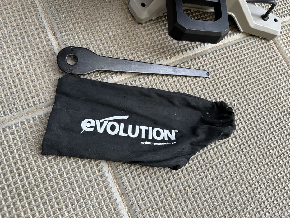 Evolution R210MTS-G2 – НОВА – 36 м. гаранция – 310 €