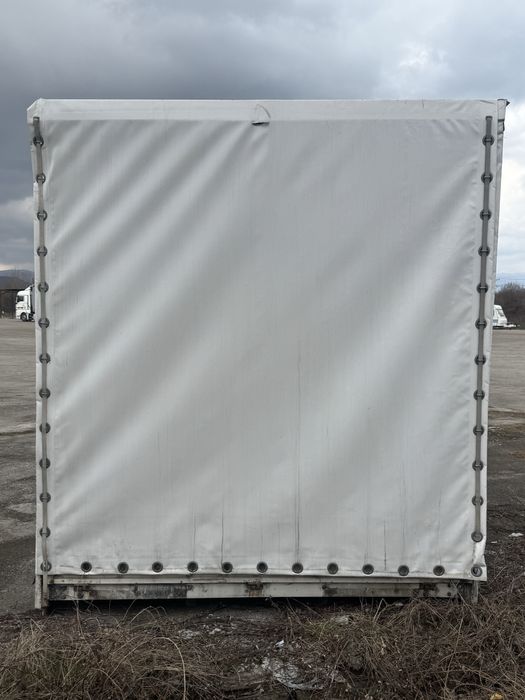 Продавам каросерия от 12тонен камион 7.40 дължина тристранна щора