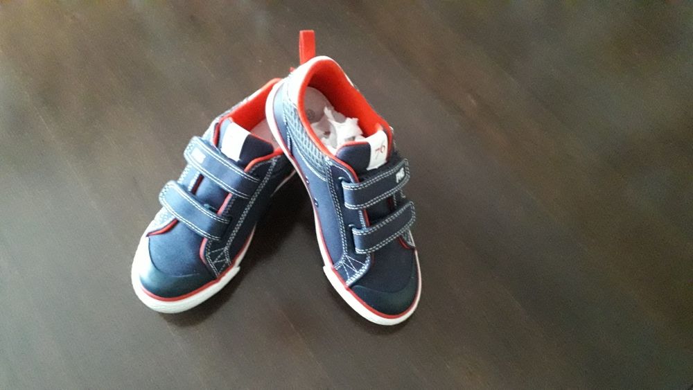 Primigi-pantofi sport pentru copii, noi, in cutie