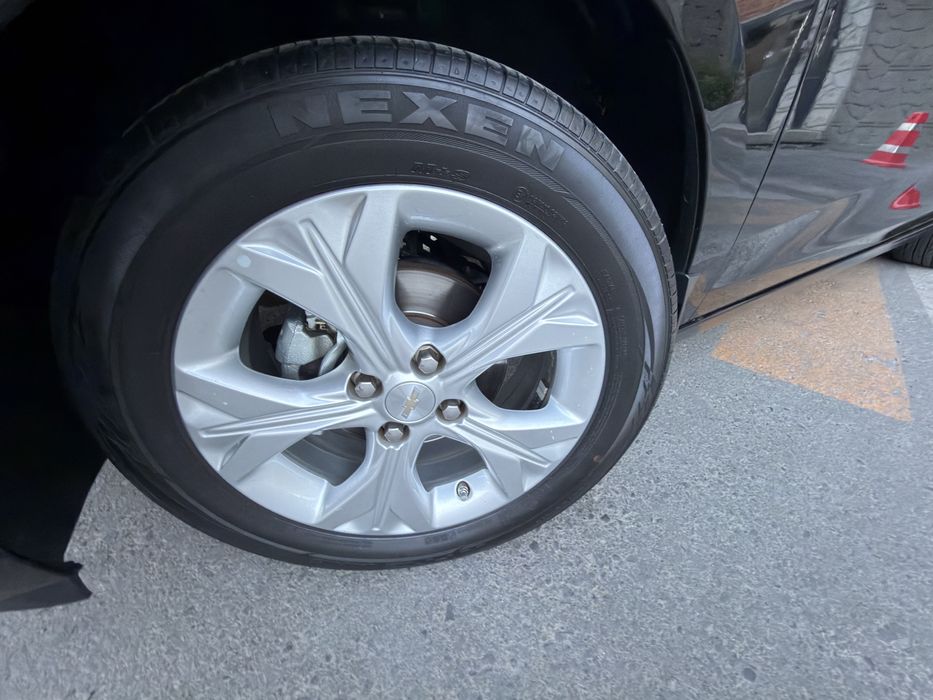 Onix 2024 Premier 2 Qora