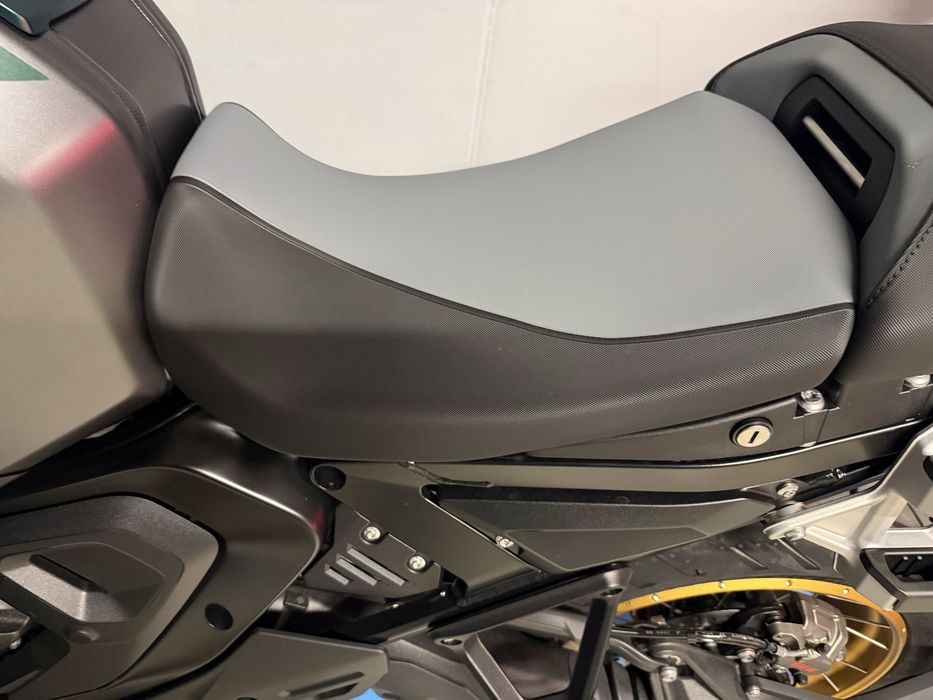 Şa BMW Comfort Low originala  cu incalzire 1300GSA