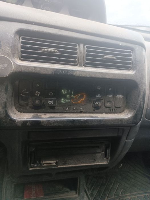 Мицубиши Л 200 2.5тд 116 коня 02 год на части