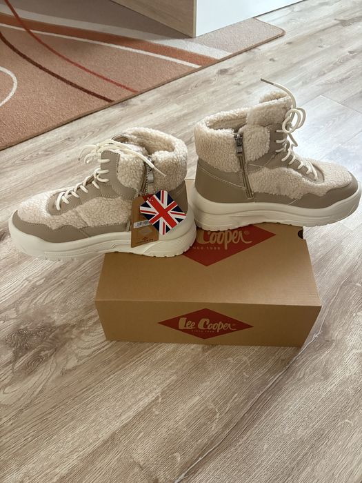 Дамски  високи кецове Lee Cooper