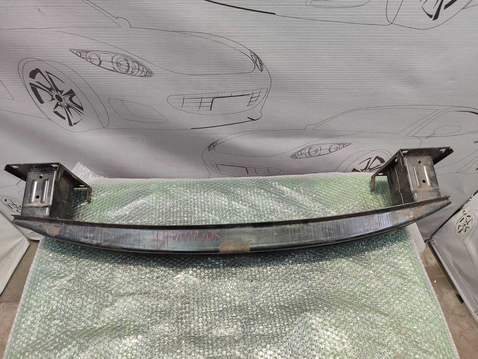Armătură / Traversă bară față Skoda Octavia Mk3 5E0807109 2015 / [2013-2019] / (1C3)