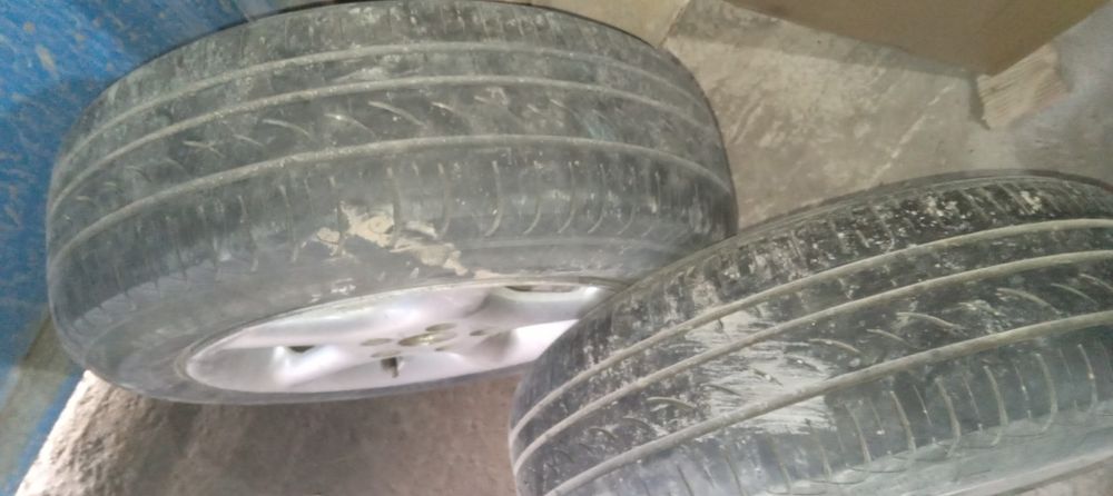 Продам 2 диска с летней резиной