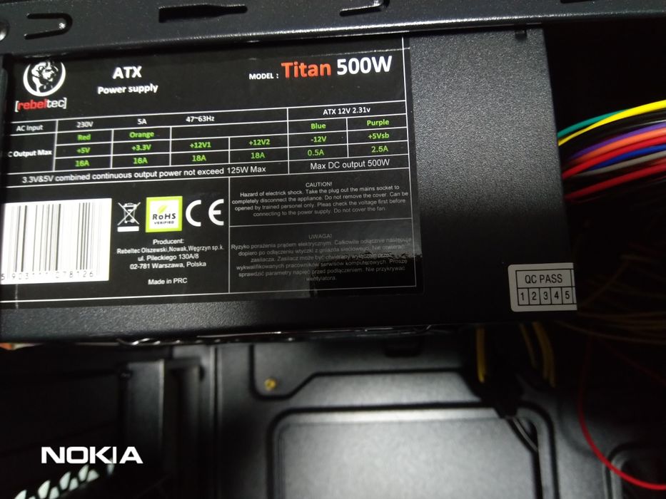 Vând carcasa PC cu sursa