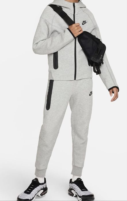 Анцунг NIKE B NSW TECH FLC FZ - Оригинален М 137-147