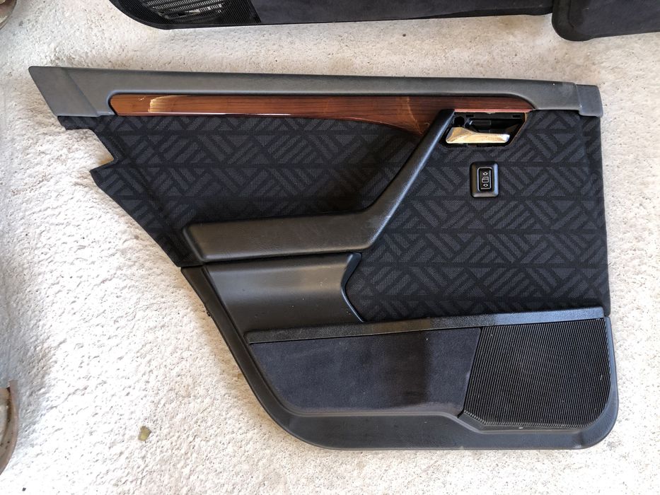 Обшивки дверей на w202 мерседес