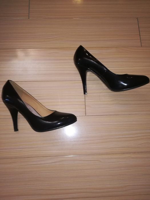 Женская обувь 39р