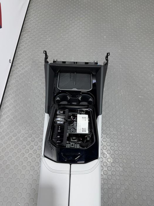 Cotiera Completa Centrala/Consola iDrive Joystick Incarcator Bmw G60