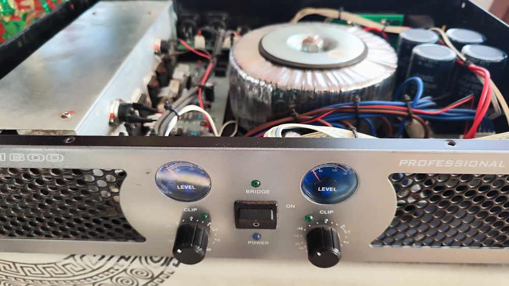 Професионален Усилвател Prosound 1600