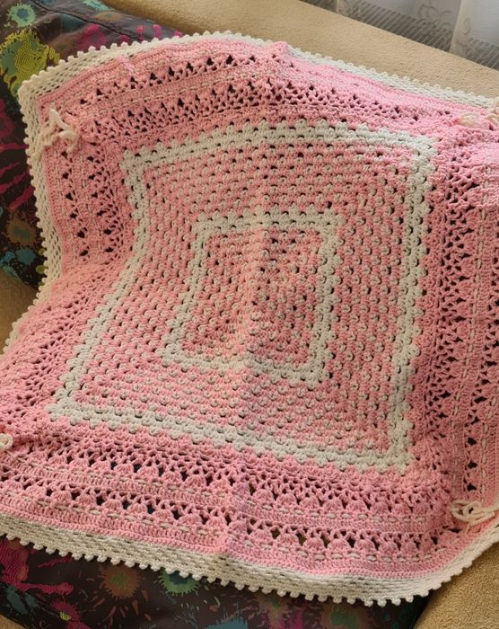Păturici croșetate handmade