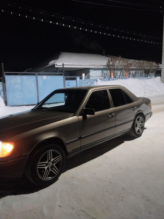 Мерседес 124  10/10