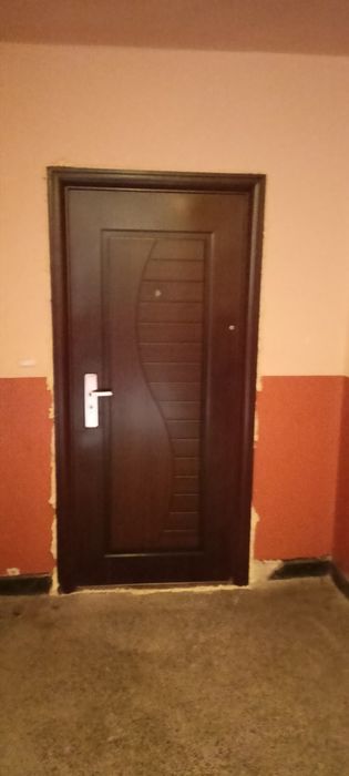 Дава се под наем Четиристаен апартамент в Благоевград, Идеален център - 90 кв.м за 357 € - Снимка #8