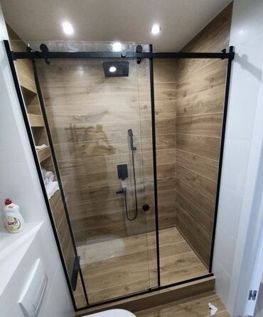 Душевые кабины из калённого стекла