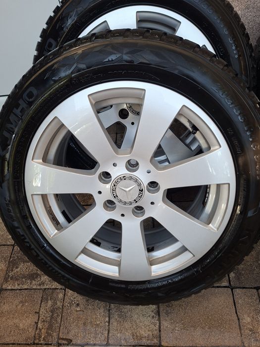 16 " Джанти с зимни гуми Kumho