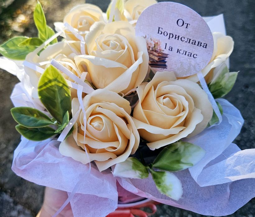 Букет  със сапунени рози