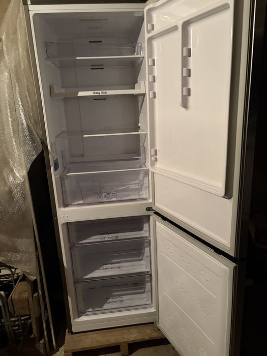 Продам холодильник Samsung