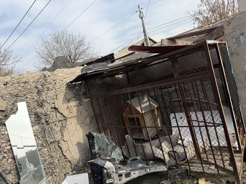 Будка для собаки , ограждение