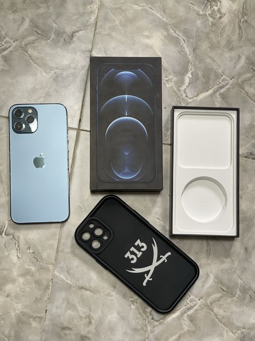 Продам iphone 12 PRO MAX