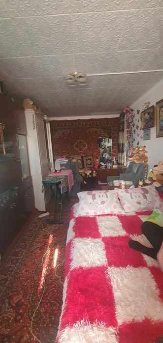 Г. Самарканд  вакзал срочна продается 1 комнатная квартипа