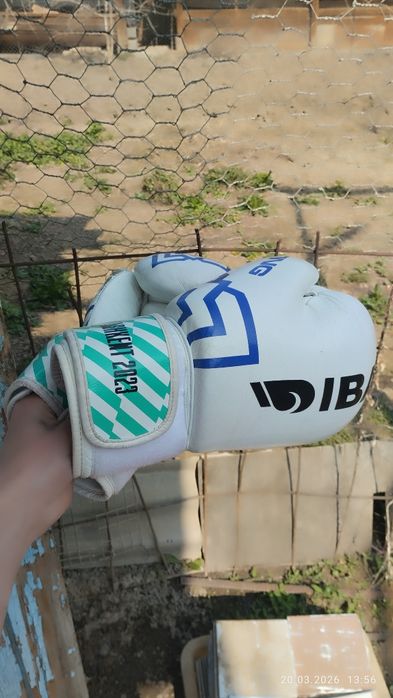 Sting iba боксёрские перчатки