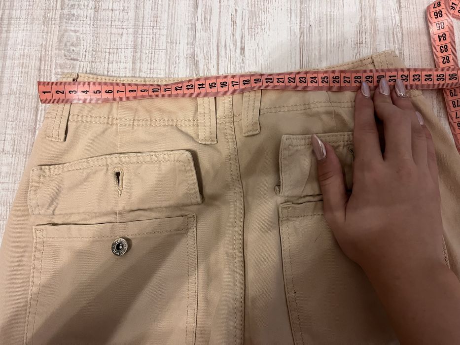 панталон карго.