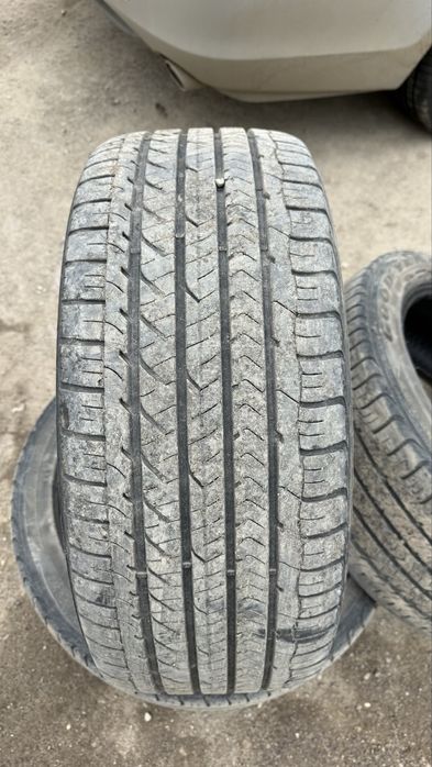 Продам летние резина 245/45R18
