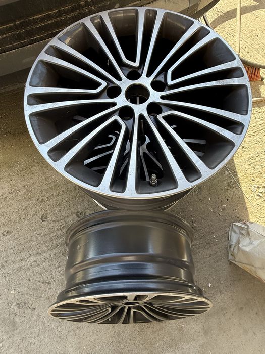 Jante BMW pe 18 stare ireprosabila