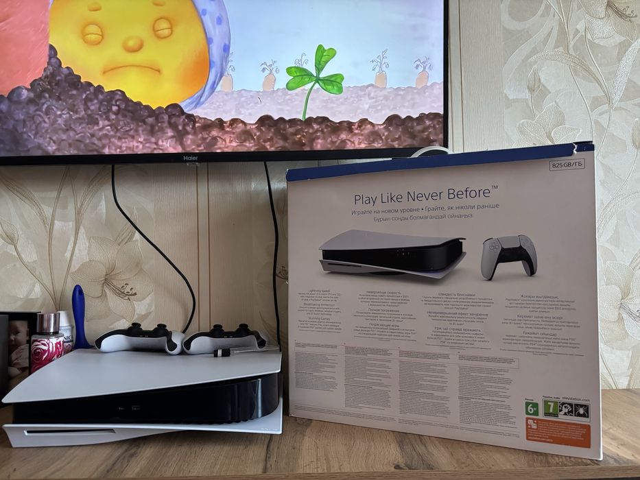 Продам PlayStation 5 825gb
