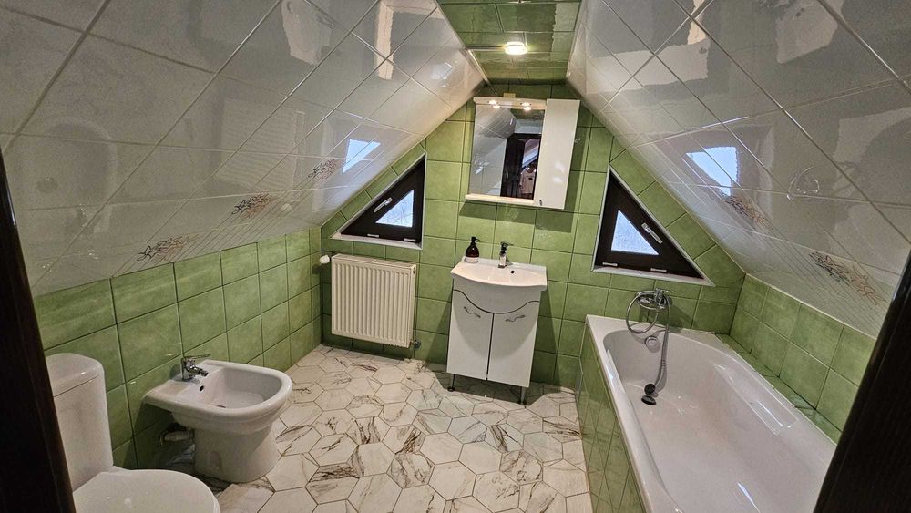 Proprietar vand casa zona Lidl Serbanesti