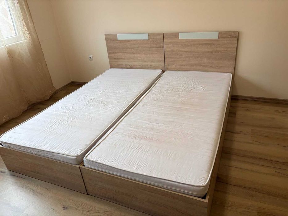 Продавам единично легло 2бр.