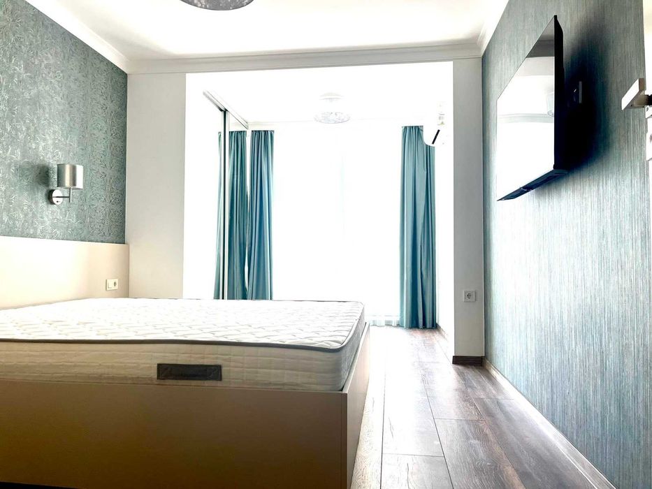 Дава се под наем Тристаен апартамент в Бургас, Лазур - 130 кв.м за 1150 € - Снимка #15