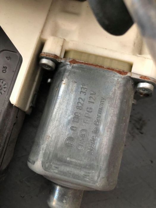 macara geam motoras dreapta fata renault laguna 3