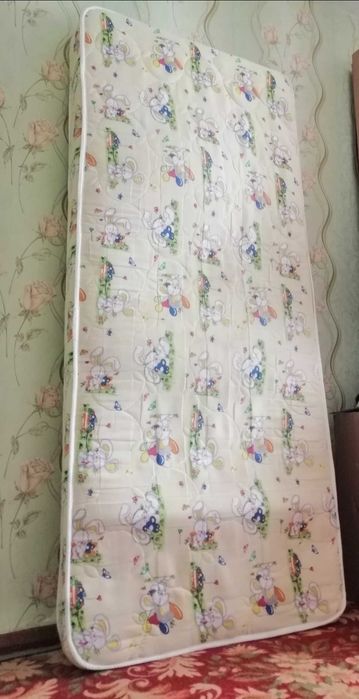 Продам матрас б/у