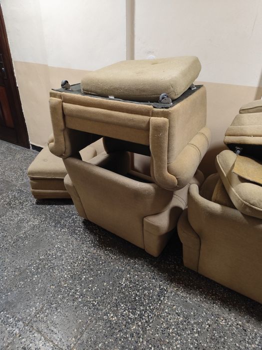 Холна  гарнитура Подарява