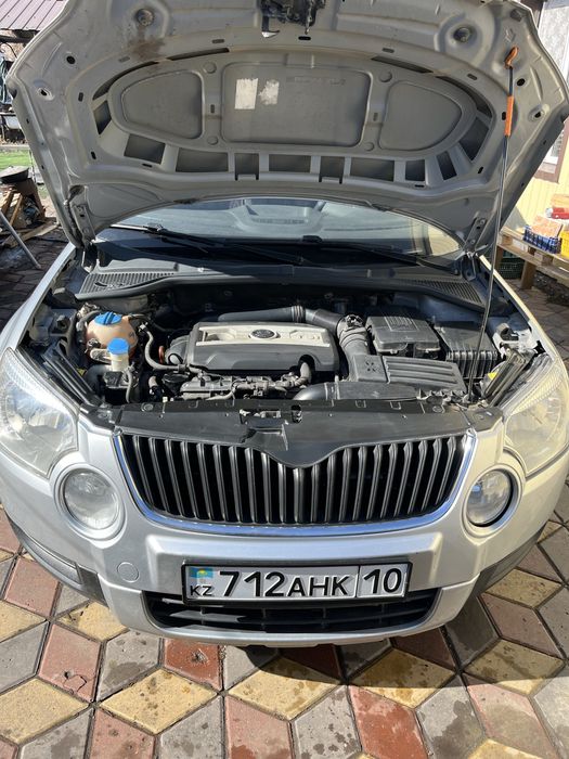 Авто Шкода йети.