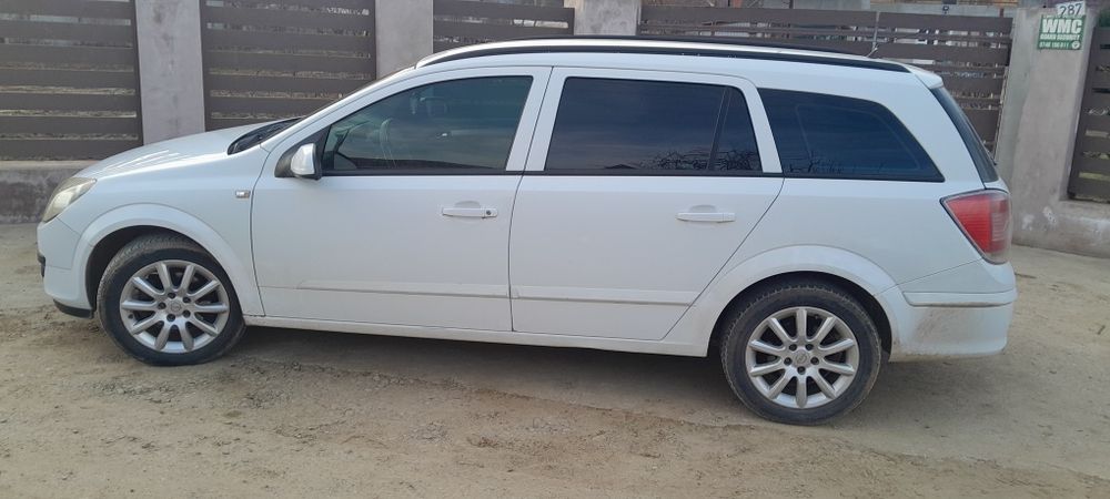Vând Opel astra h